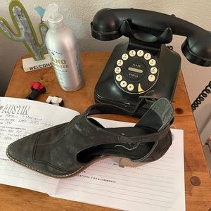 Free people black leather cowgirl, openside, heeled bootie s7